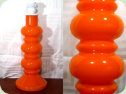 Bordslampa lampfot
                          orange glas Flygsfors 60-tal