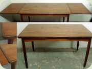 Matbord teak med
                          utdragsskivor och runda ben, 50-tal eller
                          60-tal troligtvis dansk tillverkning