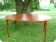 60's teak round dining
                          table diameter 108 cm and leaf 54 cm