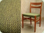 Fem stolar i teak med
                          mossgrön klädssel, 60-tal